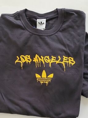 Adidas Originals Los Angeles Graffiti t-shirt Mens Size XL 2XL Relaxed Fit